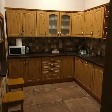 Magtar Vendeghaz Apartment *