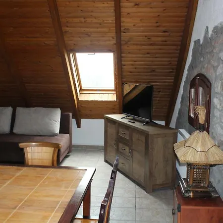 Magtar Vendeghaz Apartment
