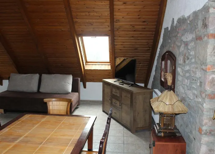 Magtar Vendeghaz Apartament