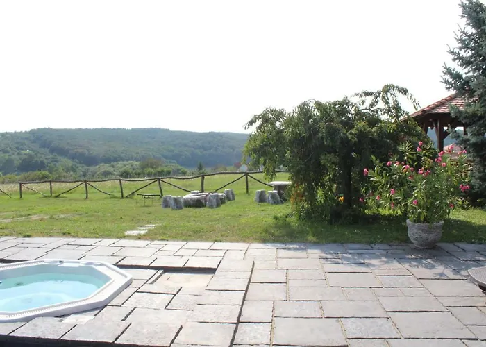 Magtár Apartamento *